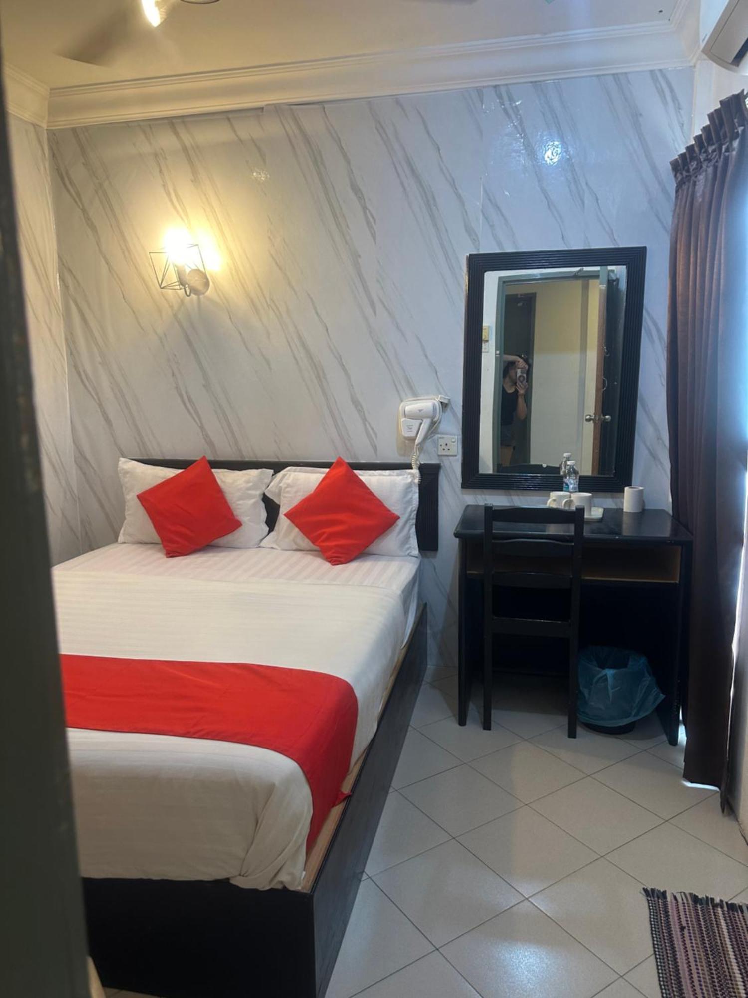V Hotel Teluk Intan Eksteriør bilde